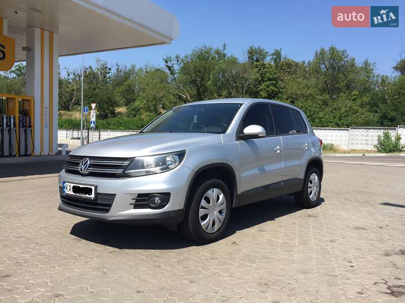 Позашляховик / Кросовер Volkswagen Tiguan 2012 в Києві