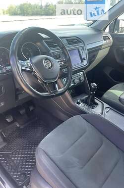 Внедорожник / Кроссовер Volkswagen Tiguan 2016 в Умани