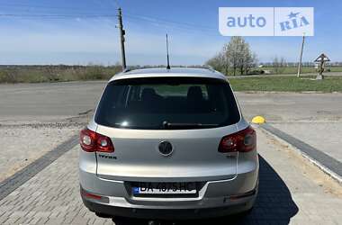 Внедорожник / Кроссовер Volkswagen Tiguan 2008 в Гайвороне