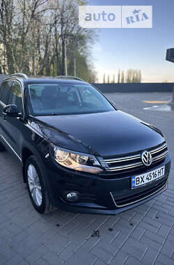 Внедорожник / Кроссовер Volkswagen Tiguan 2013 в Хмельницком