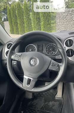 Внедорожник / Кроссовер Volkswagen Tiguan 2011 в Самборе