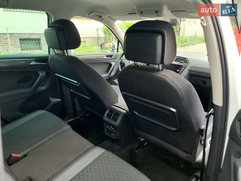 Внедорожник / Кроссовер Volkswagen Tiguan 2018 в Львове фото 15 Внедорожник / Кроссовер Volkswagen Tiguan 2018 в Львове