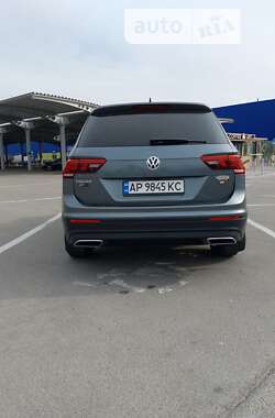 Внедорожник / Кроссовер Volkswagen Tiguan 2020 в Запорожье