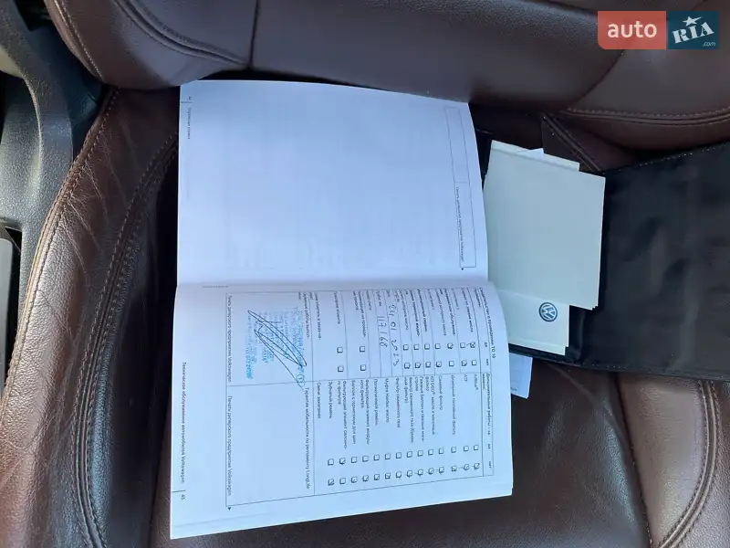 Внедорожник / Кроссовер Volkswagen Tiguan 2011 в Киеве документ