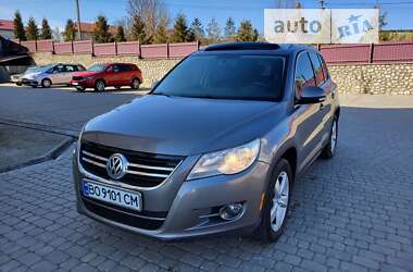 Внедорожник / Кроссовер Volkswagen Tiguan 2010 в Тернополе