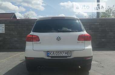 Внедорожник / Кроссовер Volkswagen Tiguan 2012 в Киеве