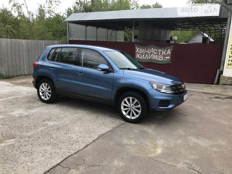 Внедорожник / Кроссовер Volkswagen Tiguan 2017 в Дрогобыче