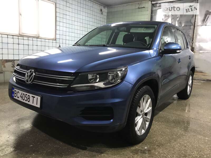 Внедорожник / Кроссовер Volkswagen Tiguan 2017 в Дрогобыче