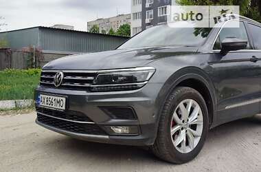 Внедорожник / Кроссовер Volkswagen Tiguan 2019 в Харькове