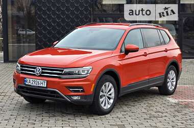 Позашляховик / Кросовер Volkswagen Tiguan 2017 в Харкові