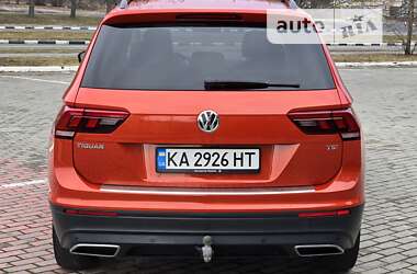 Позашляховик / Кросовер Volkswagen Tiguan 2017 в Харкові