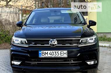 Внедорожник / Кроссовер Volkswagen Tiguan 2017 в Ромнах