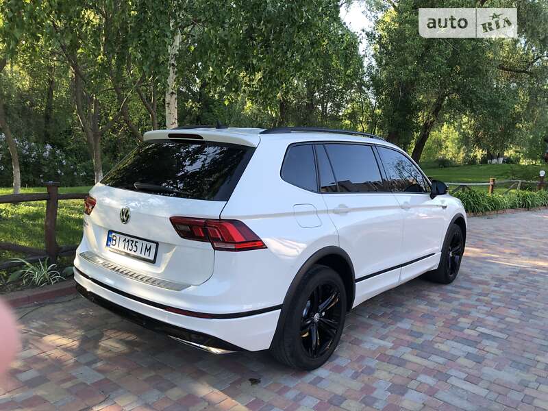 Внедорожник / Кроссовер Volkswagen Tiguan 2019 в Миргороде