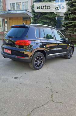 Внедорожник / Кроссовер Volkswagen Tiguan 2013 в Николаеве