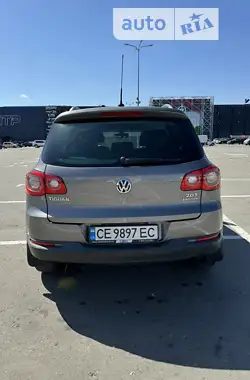 Volkswagen Tiguan 2011