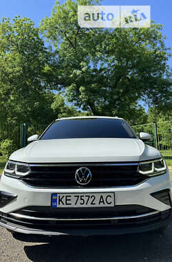 Внедорожник / Кроссовер Volkswagen Tiguan 2021 в Днепре