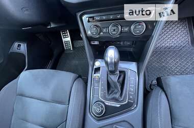 Позашляховик / Кросовер Volkswagen Tiguan 2019 в Запоріжжі