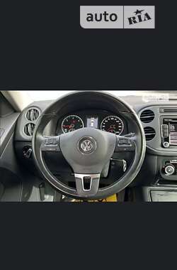 Внедорожник / Кроссовер Volkswagen Tiguan 2013 в Золочеве