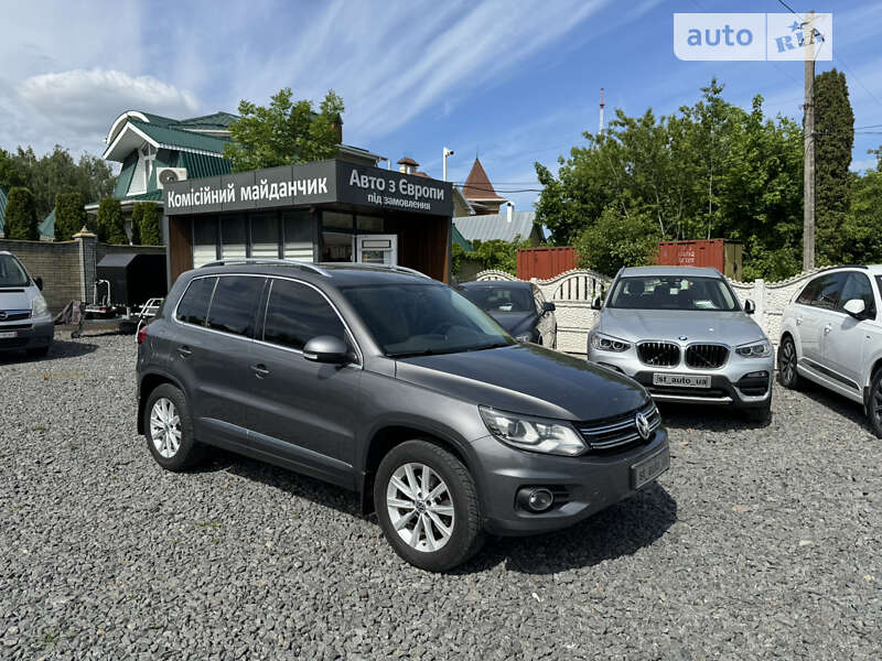 Внедорожник / Кроссовер Volkswagen Tiguan 2013 в Хмельницком