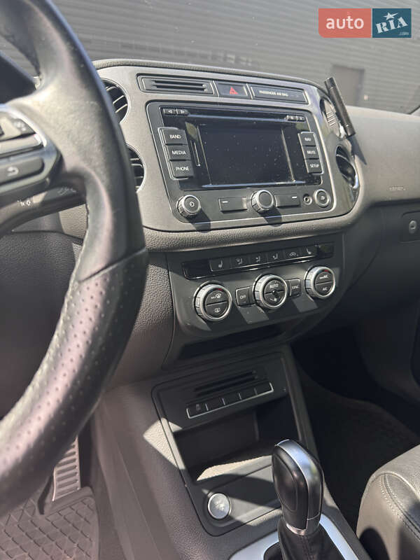 Внедорожник / Кроссовер Volkswagen Tiguan 2014 в Кривом Роге