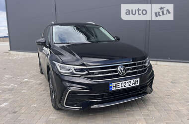 Внедорожник / Кроссовер Volkswagen Tiguan 2021 в Одессе