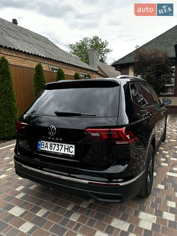Позашляховик / Кросовер Volkswagen Tiguan 2021 в Кропивницькому