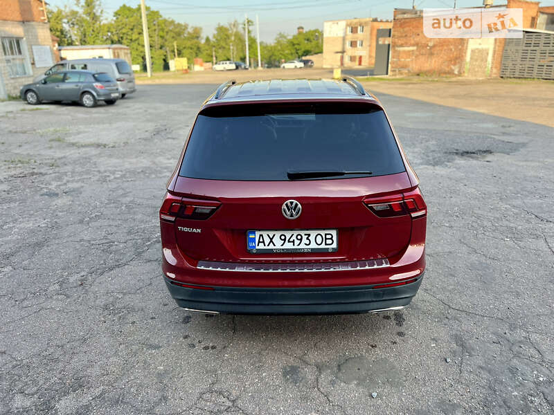 Позашляховик / Кросовер Volkswagen Tiguan 2019 в Сумах