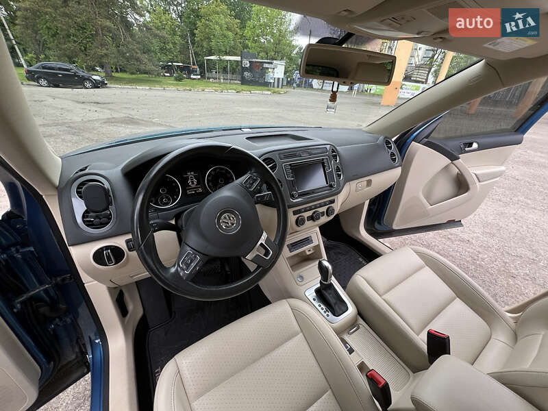 Внедорожник / Кроссовер Volkswagen Tiguan 2017 в Ивано-Франковске