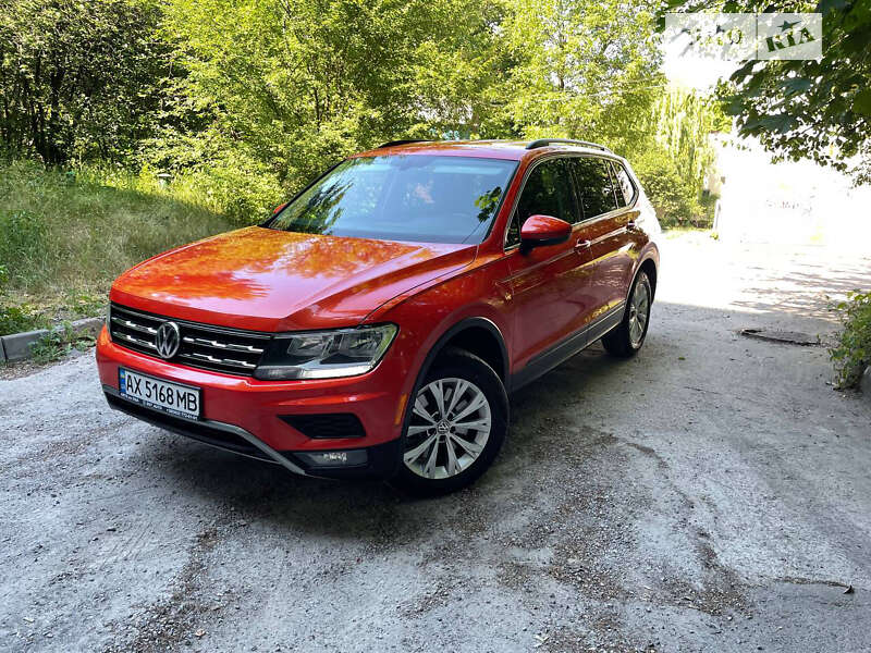 Внедорожник / Кроссовер Volkswagen Tiguan 2019 в Днепре