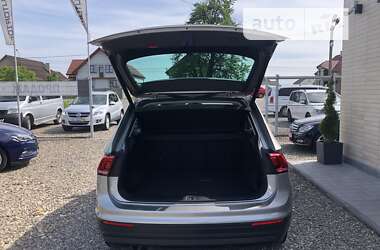 Позашляховик / Кросовер Volkswagen Tiguan 2019 в Виноградові