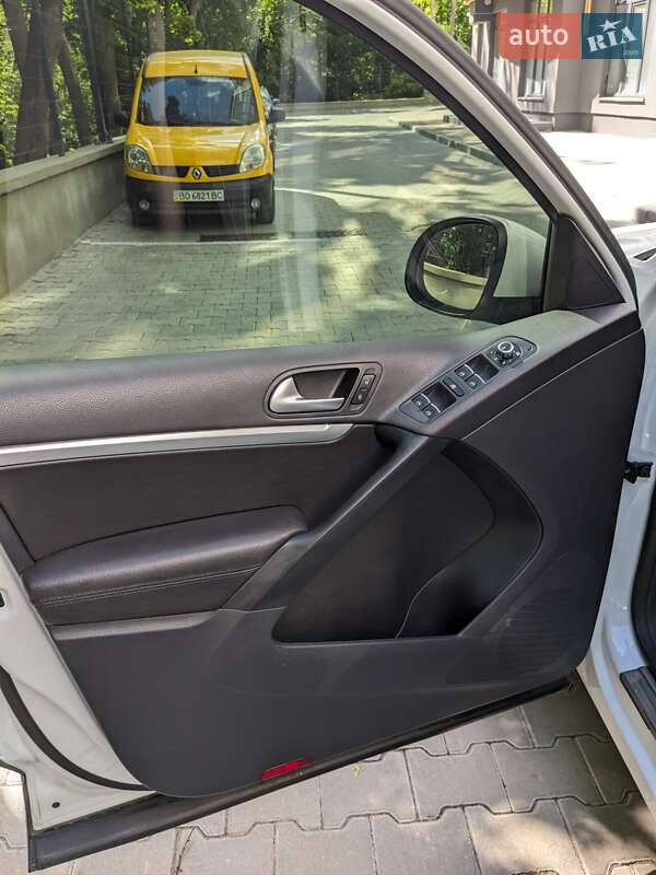 Позашляховик / Кросовер Volkswagen Tiguan 2014 в Тернополі