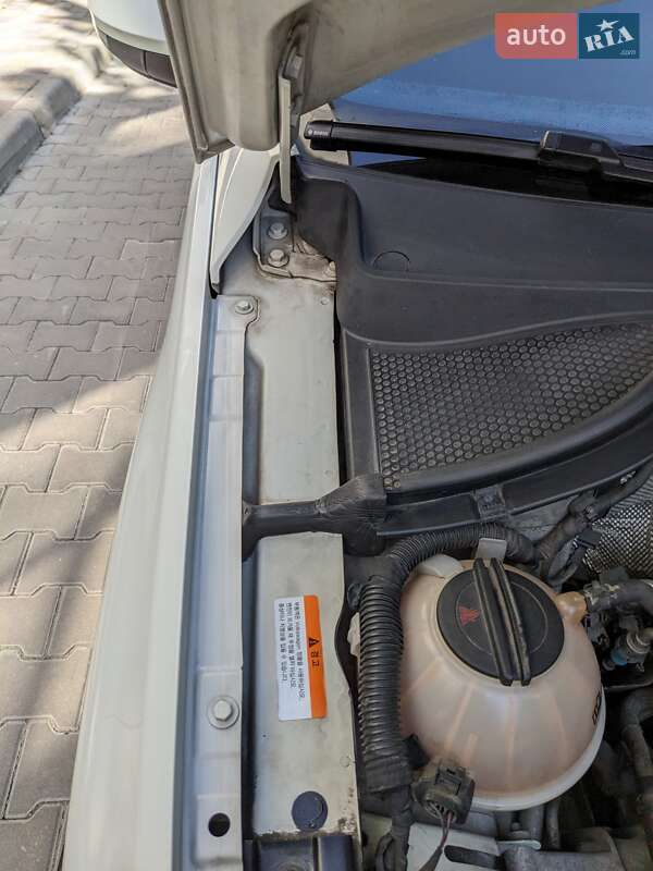 Позашляховик / Кросовер Volkswagen Tiguan 2014 в Тернополі