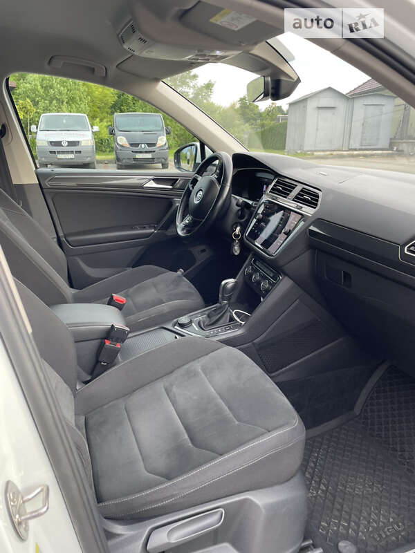 Внедорожник / Кроссовер Volkswagen Tiguan 2017 в Золочеве фото 56 Внедорожник / Кроссовер Volkswagen Tiguan 2017 в Золочеве