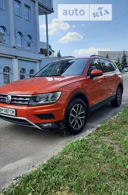 Позашляховик / Кросовер Volkswagen Tiguan 2018 в Сумах