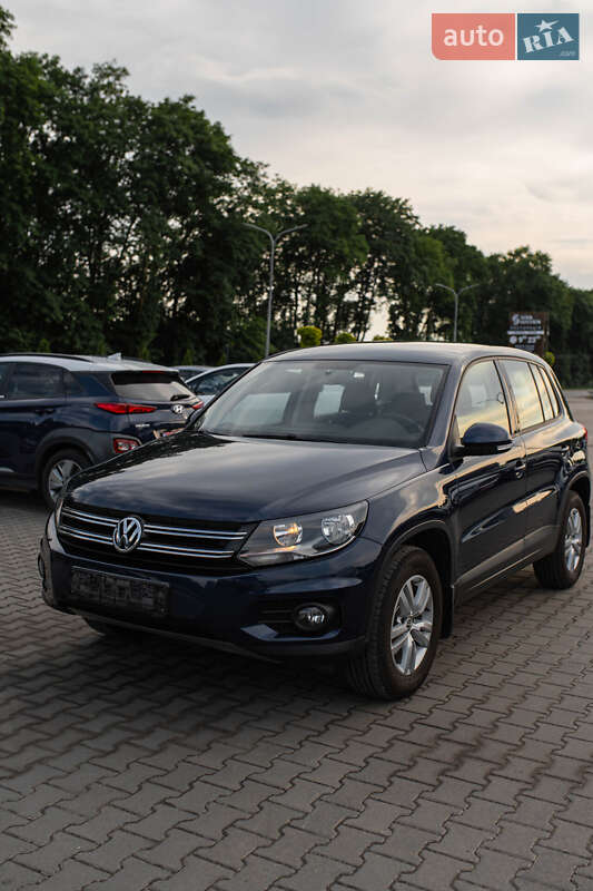 Внедорожник / Кроссовер Volkswagen Tiguan 2013 в Львове