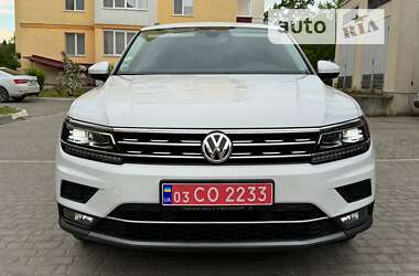 Внедорожник / Кроссовер Volkswagen Tiguan 2019 в Хмельницком