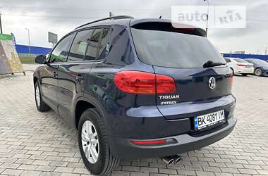 Позашляховик / Кросовер Volkswagen Tiguan 2015 в Рівному