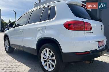 Внедорожник / Кроссовер Volkswagen Tiguan 2015 в Луцке