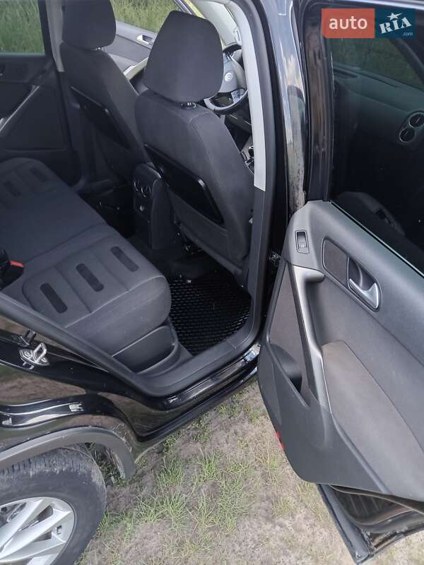 Внедорожник / Кроссовер Volkswagen Tiguan 2008 в Львове