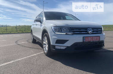 Позашляховик / Кросовер Volkswagen Tiguan 2018 в Рівному