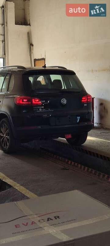 Позашляховик / Кросовер Volkswagen Tiguan 2017 в Києві