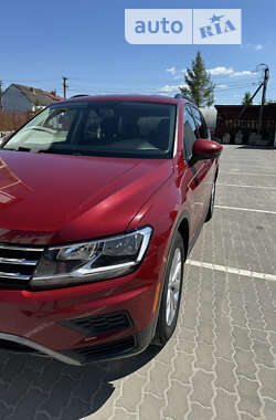 Внедорожник / Кроссовер Volkswagen Tiguan 2018 в Львове