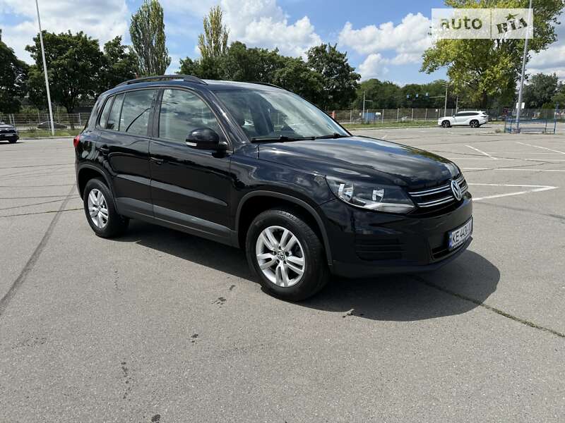 Позашляховик / Кросовер Volkswagen Tiguan 2014 в Дніпрі