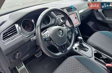 Внедорожник / Кроссовер Volkswagen Tiguan 2019 в 