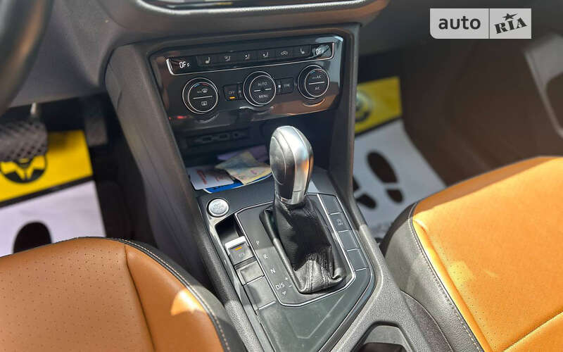 Внедорожник / Кроссовер Volkswagen Tiguan 2018 в Черновцах