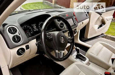 Внедорожник / Кроссовер Volkswagen Tiguan 2011 в Киеве