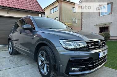 Позашляховик / Кросовер Volkswagen Tiguan 2018 в Івано-Франківську