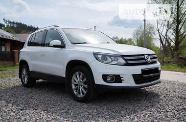 Позашляховик / Кросовер Volkswagen Tiguan 2014 в Києві