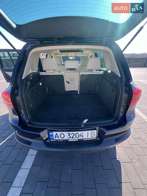Внедорожник / Кроссовер Volkswagen Tiguan 2015 в Мукачево