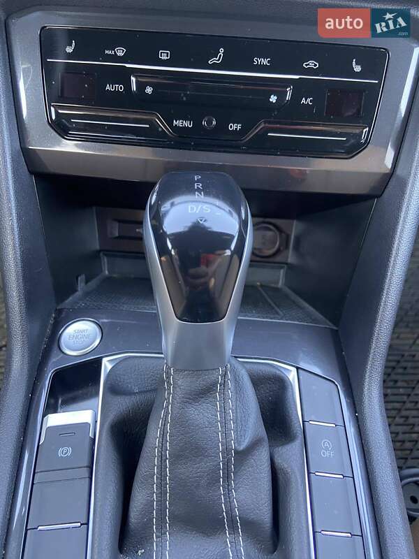 Позашляховик / Кросовер Volkswagen Tiguan 2021 в Кременчуці
